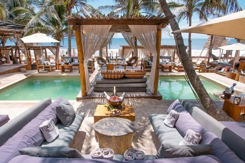 Apartment Zen Oasis Swim Up Condo Pool W Tiki Hut Bar + Gym Tulum